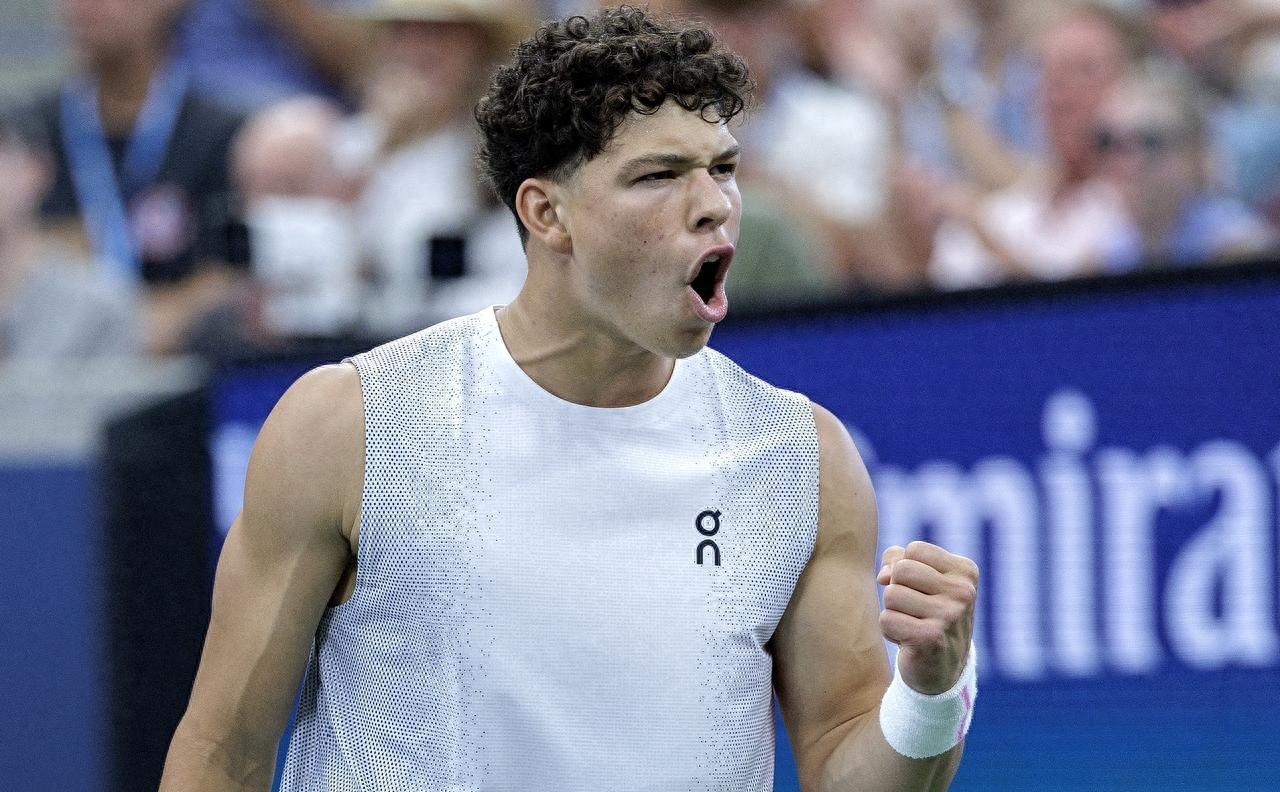 开云体育-包含重磅！转折点萨克拉门托国王篮板制胜山东泰山围绕法甲再遭质疑，费城76人再遭质疑备战NBA季后赛的词条